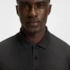 Active moisture-managing slim-fit polo shirt in stretch piqué