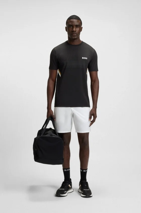 Active piqué slim-fit T-shirt with moisture management Active piqué slim-fit T-shirt with moisture management