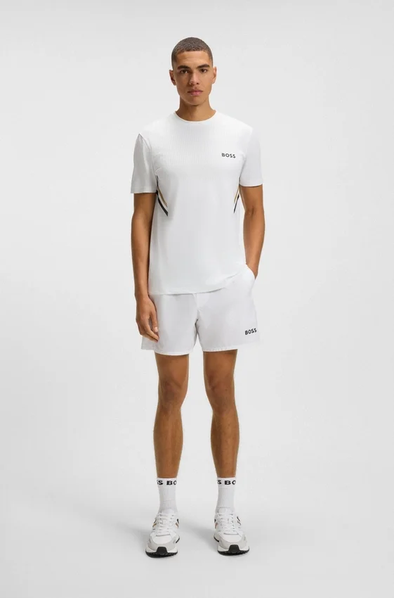 Active piqué slim-fit T-shirt with moisture management Active piqué slim-fit T-shirt with moisture management