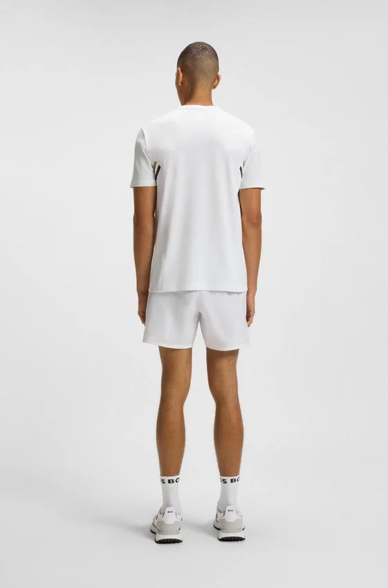 Active piqué slim-fit T-shirt with moisture management Active piqué slim-fit T-shirt with moisture management