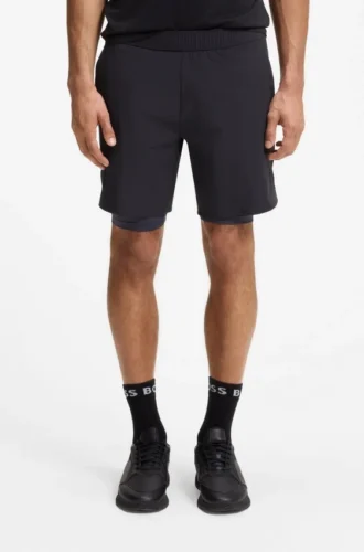 Active quick-dry shorts with layered design