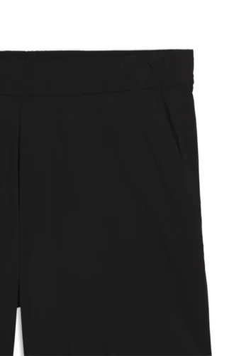 Active quick-dry shorts with layered design