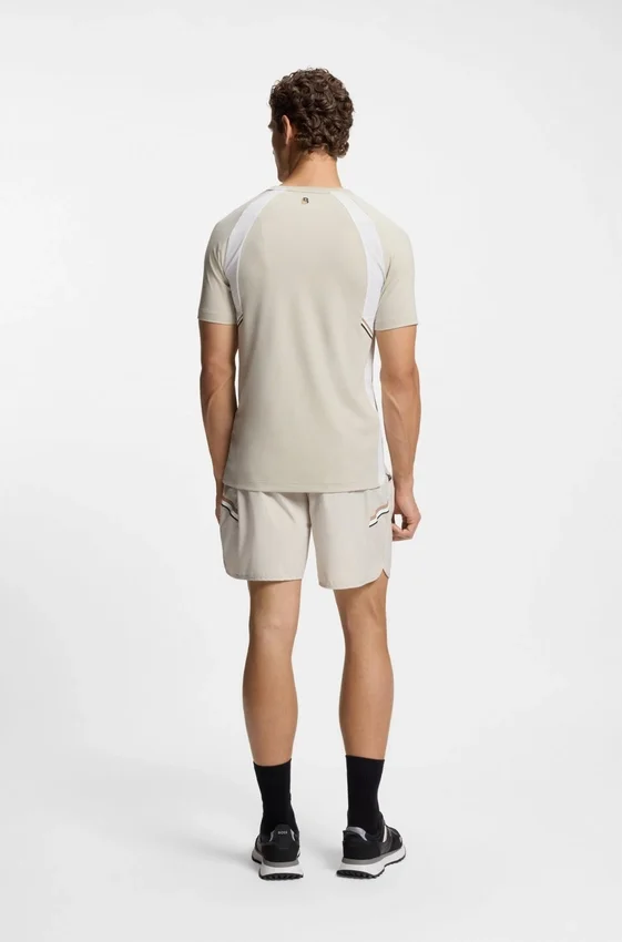 Active Quick-dry slim-fit T-shirt with four-way stretch Active Quick-dry slim-fit T-shirt with four-way stretch