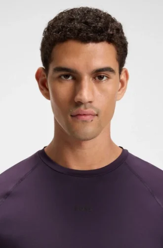 Active slim-fit T-shirt with decorative reflective details