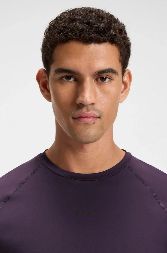 Active slim-fit T-shirt with decorative reflective details Active slim-fit T-shirt with decorative reflective details