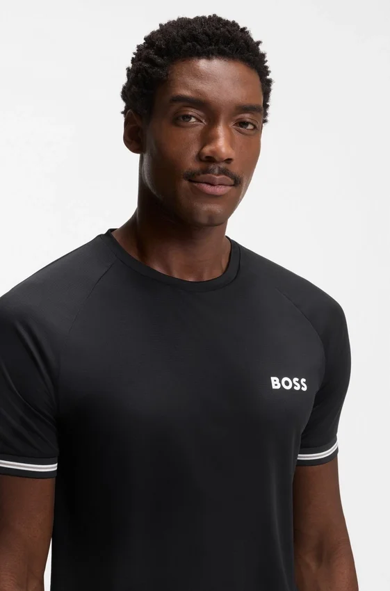 Active slim-fit T-shirt with tennis-ball embossing Active slim-fit T-shirt with tennis-ball embossing