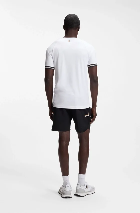 Active slim-fit T-shirt with tennis-ball embossing Active slim-fit T-shirt with tennis-ball embossing