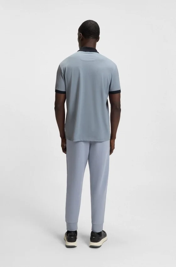 Active-stretch polo shirt in a cotton blend Active-stretch polo shirt in a cotton blend