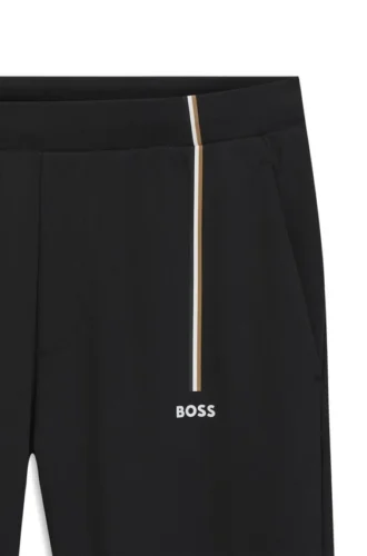 Active track pants in thermoregulating stretch gabardine