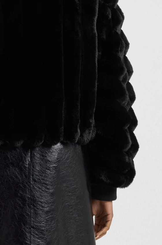 Adjustable-hem jacket in faux fur Adjustable-hem jacket in faux fur