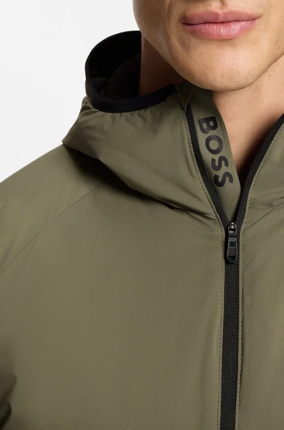 Adjustable-hem jacket with water-repellent finish Adjustable-hem jacket with water-repellent finish