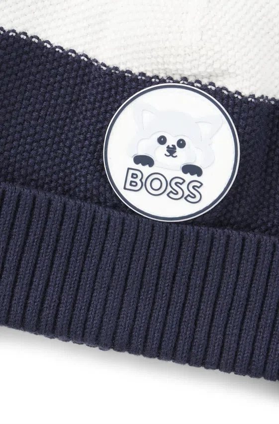 Baby beanie hat in cotton with red-panda badge Baby beanie hat in cotton with red-panda badge