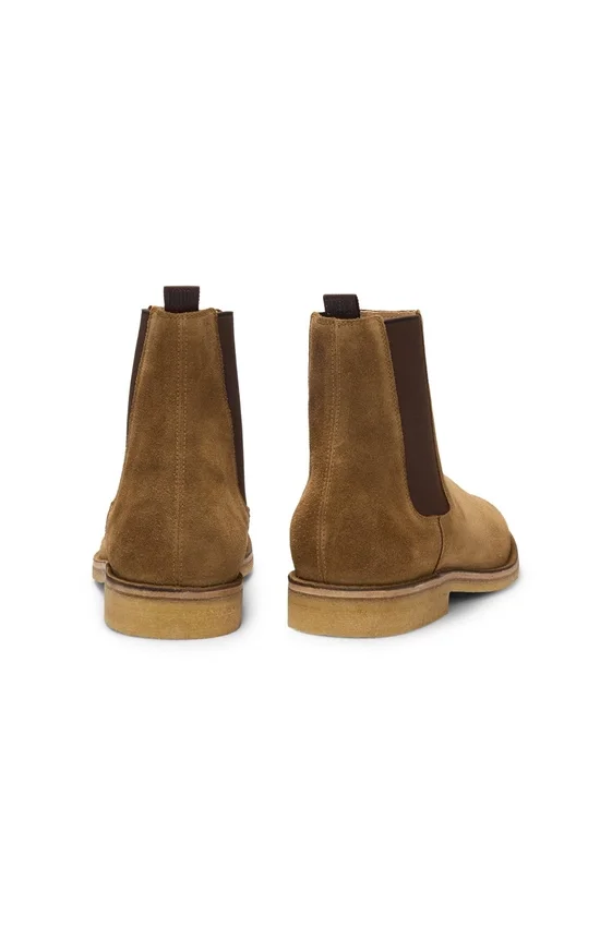 BECKHAM x BOSS Chelsea boots in suede BECKHAM x BOSS Chelsea boots in suede