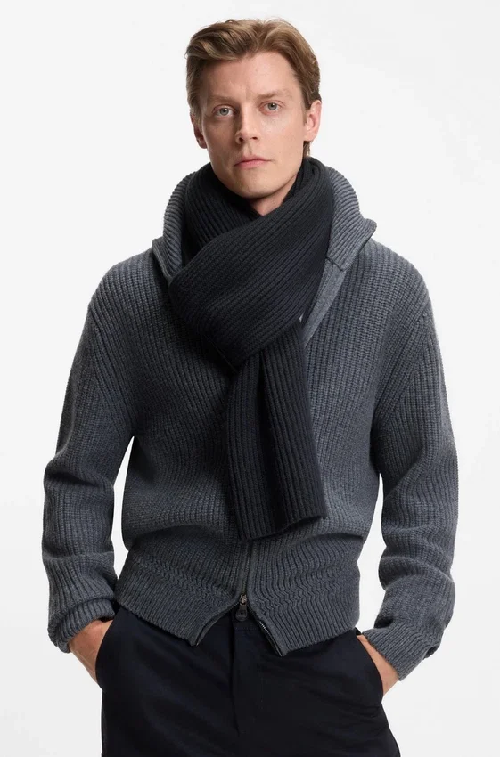 BECKHAM x BOSS scarf in virgin wool and cashmere BECKHAM x BOSS scarf in virgin wool and cashmere
