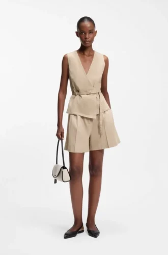 Belted regular-fit vest in cotton and hemp