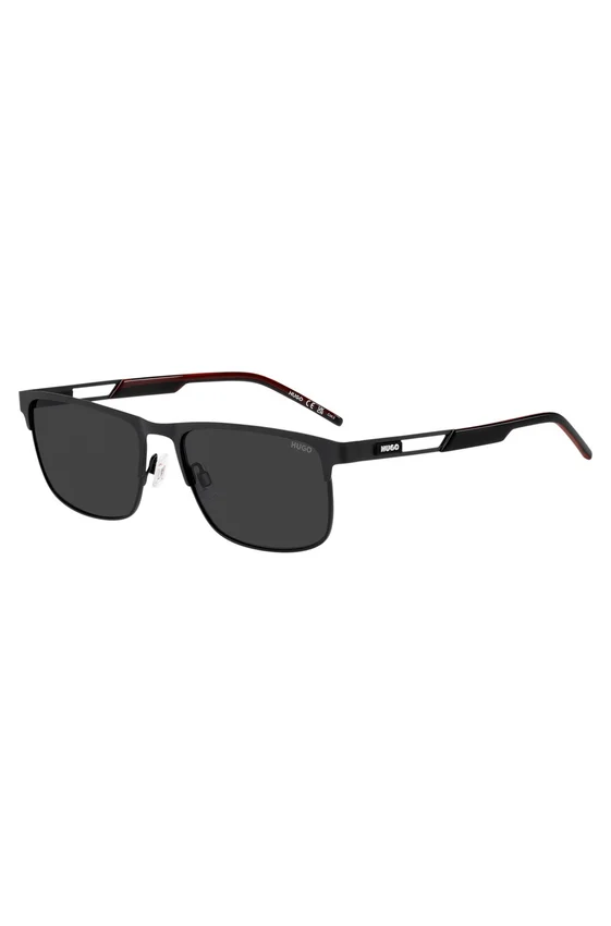 Black sunglasses with rubber logo Black sunglasses with rubber logo