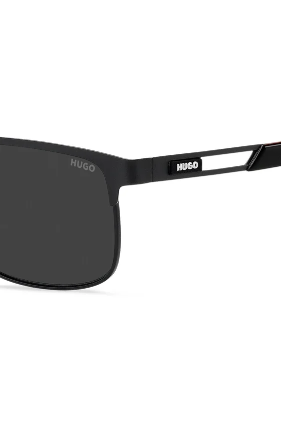 Black sunglasses with rubber logo Black sunglasses with rubber logo