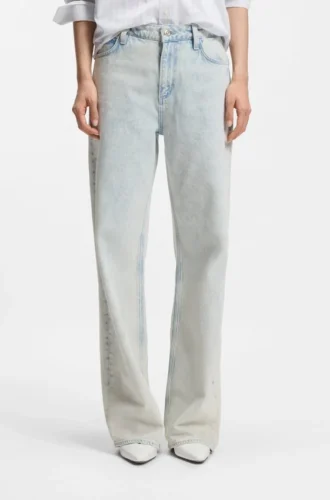 Blue boyfriend-fit jeans in rigid denim