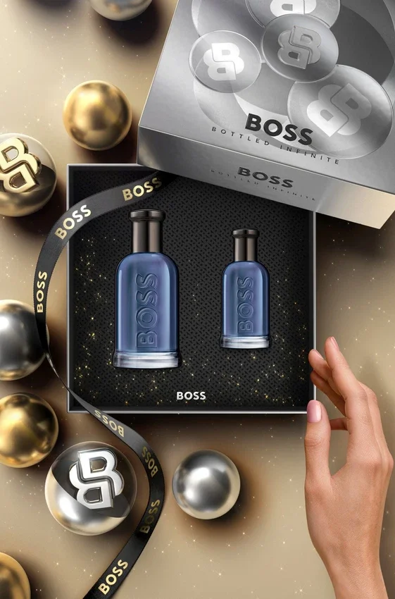 BOSS Bottled Infinite Eau de Parfum 100 ml gift set BOSS Bottled Infinite Eau de Parfum 100 ml gift set