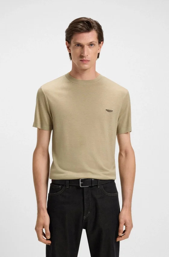 BOSS x ASTON MARTIN T-shirt with nubuck logo BOSS x ASTON MARTIN T-shirt with nubuck logo