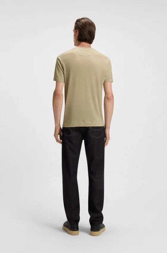 BOSS x ASTON MARTIN T-shirt with nubuck logo BOSS x ASTON MARTIN T-shirt with nubuck logo
