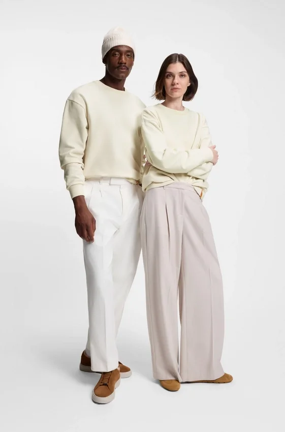 BOSS x Steiff all-gender sweatshirt in a cotton blend BOSS x Steiff all-gender sweatshirt in a cotton blend