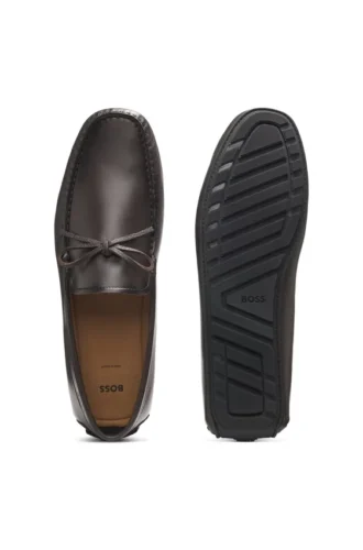 Bow-trim driver moccasins in leather