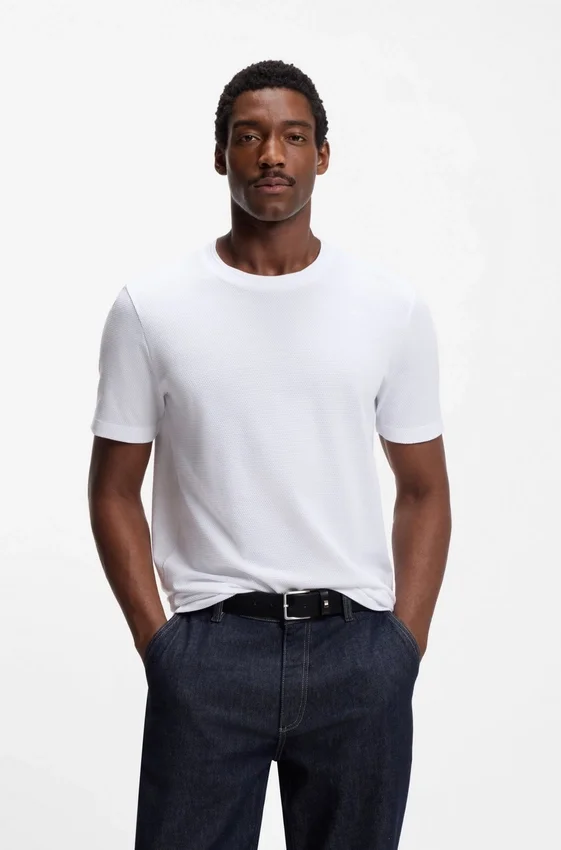 Bubble-jacquard structure T-shirt in a cotton blend Bubble-jacquard structure T-shirt in a cotton blend