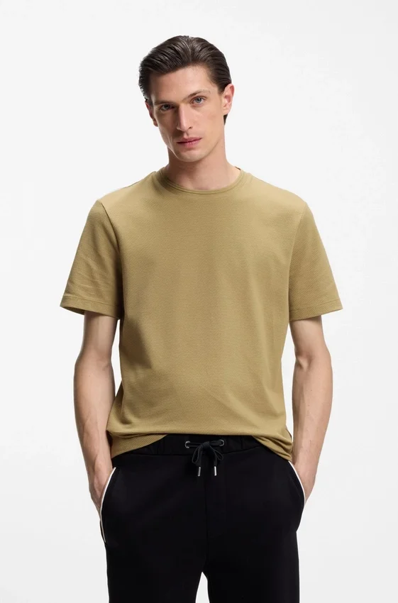 Bubble-jacquard structure T-shirt in a cotton blend Bubble-jacquard structure T-shirt in a cotton blend