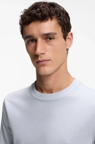 Bubble-jacquard structure T-shirt in a cotton blend