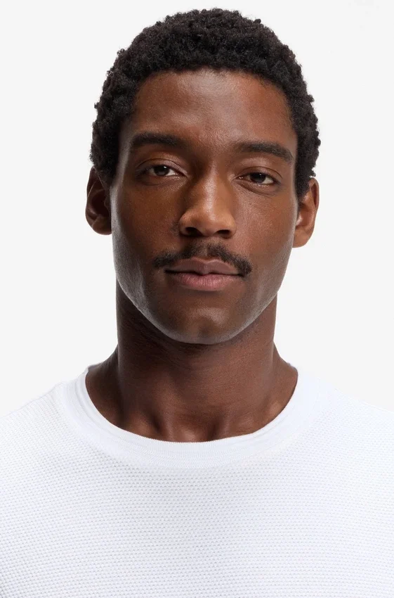 Bubble-jacquard structure T-shirt in a cotton blend Bubble-jacquard structure T-shirt in a cotton blend
