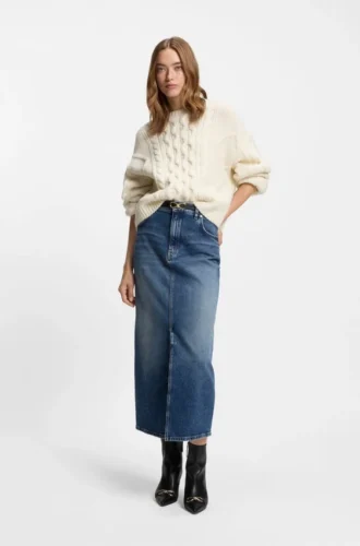 Cable-knit sweater in an oversized fit