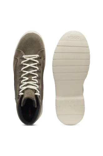 Canvas boots with suede trims Canvas boots with suede trims