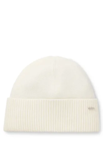 Cashmere beanie with metallic logo trim Cashmere beanie with metallic logo trim