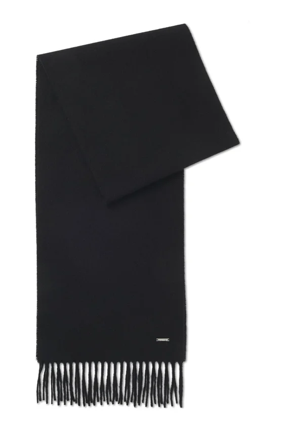 Cashmere scarf with twisted fringes Cashmere scarf with twisted fringes