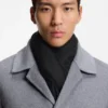 Cashmere scarf with twisted fringes Cashmere scarf with twisted fringes