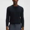 Cashmere sweater in a regular fit