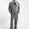 Cashmere sweater in a regular fit