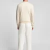 Cashmere sweater in a regular fit