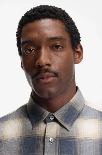 Checked relaxed-fit shirt in cotton flannel