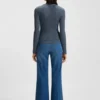 Concealed-closure cardigan in virgin wool