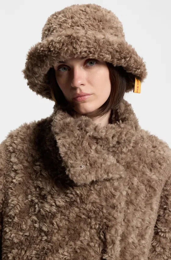 Concealed-closure coat in faux fur Concealed-closure coat in faux fur