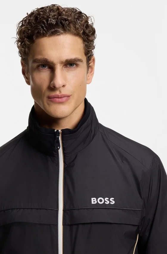 Contrast-piping jacket with water-repellent finish Contrast-piping jacket with water-repellent finish