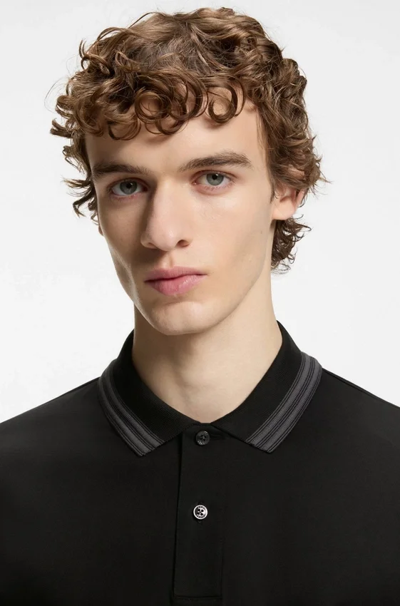 Contrast-tipping slim-fit polo shirt in mercerised cotton Contrast-tipping slim-fit polo shirt in mercerised cotton