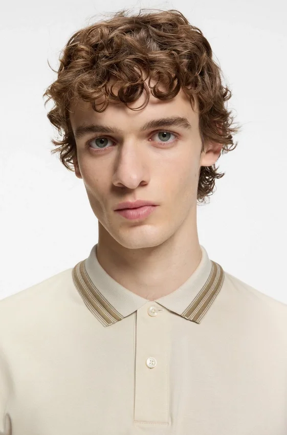 Contrast-tipping slim-fit polo shirt in mercerised cotton Contrast-tipping slim-fit polo shirt in mercerised cotton