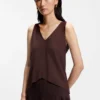 Cotton-linen top with V neckline