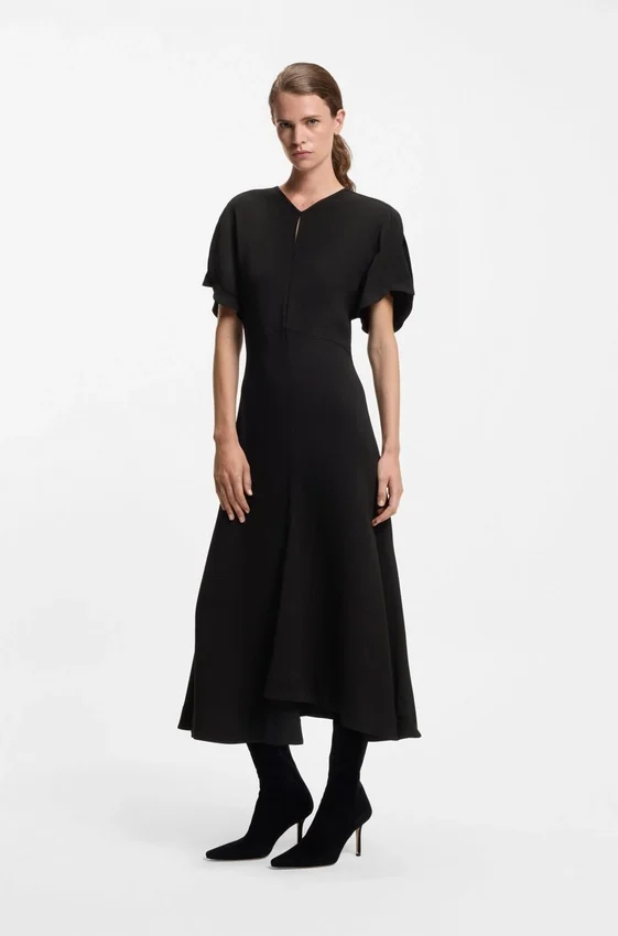 Crepe dress with keyhole neckline Crepe dress with keyhole neckline