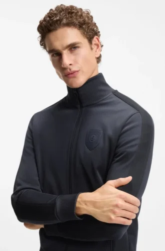 Crest-logo sweatshirt in a relaxed fit