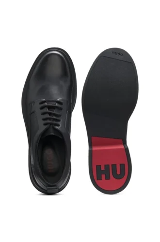 Derby shoes in leather with perforated monograms