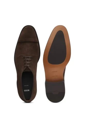 Derby shoes in suede with cap toe